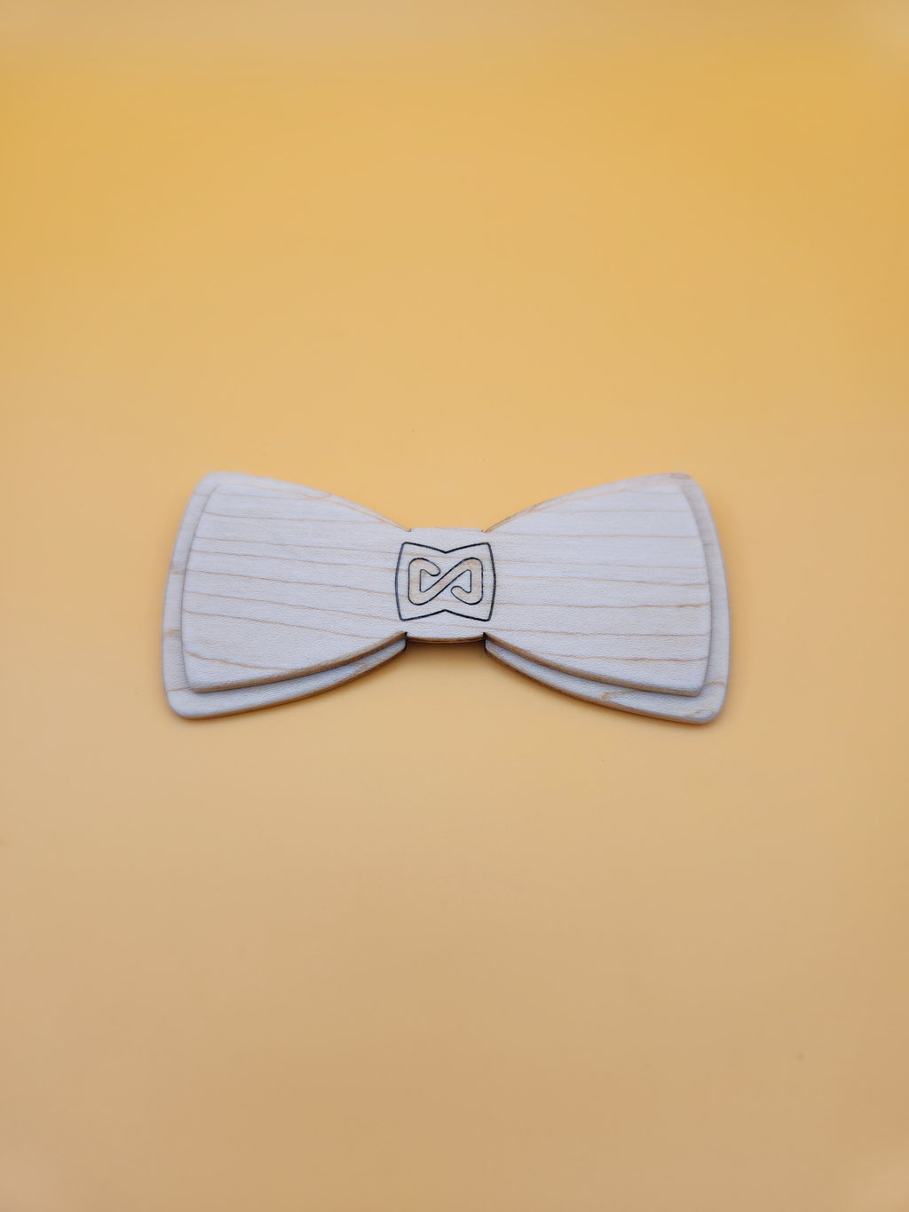 Heritage Maple Bowtie
